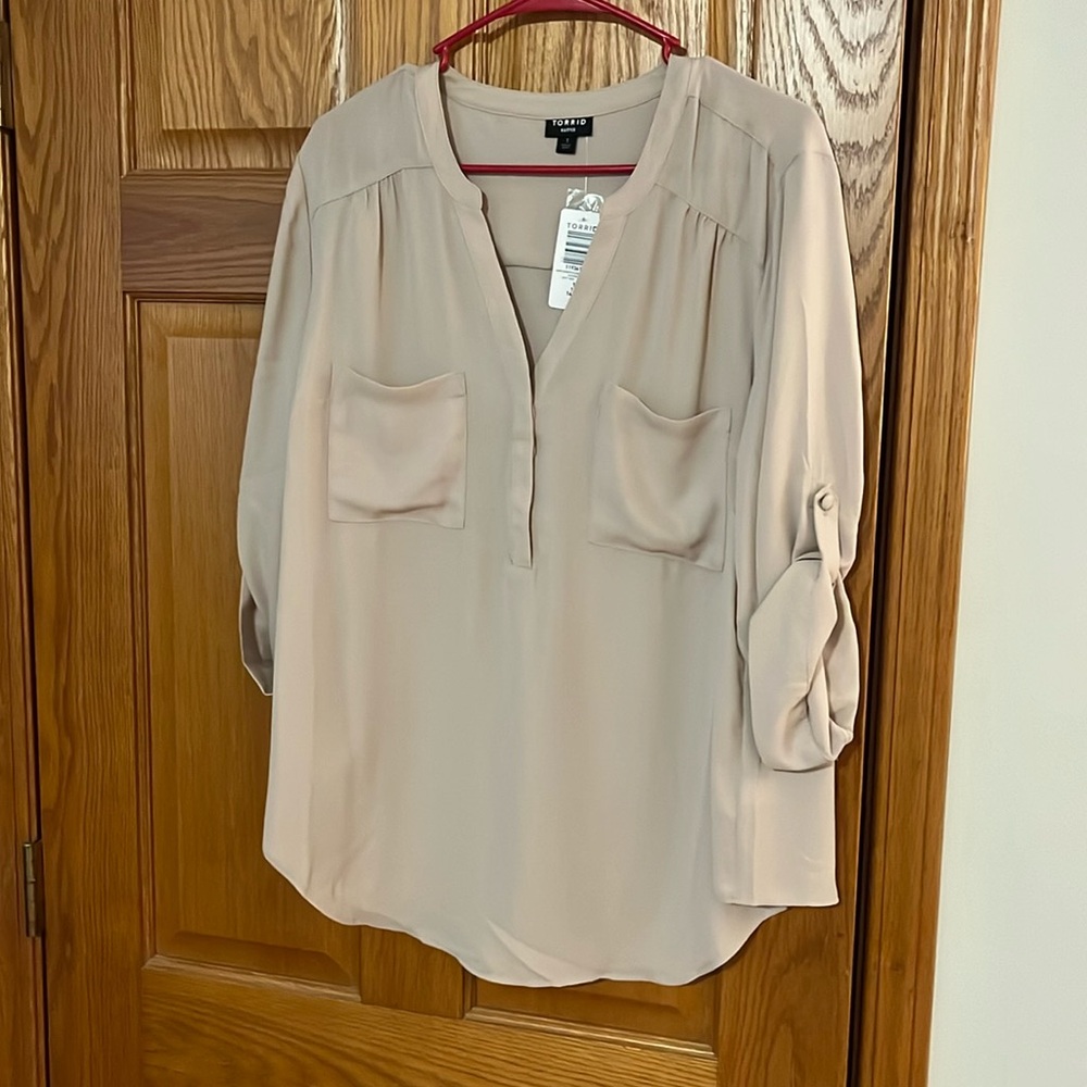 Torrid size 1 Harper top